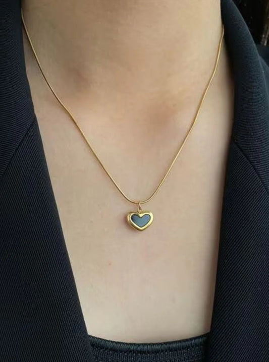 Black Mini Heart Gold Pendant Necklace – 18K Gold Plated, Onyx Charm
