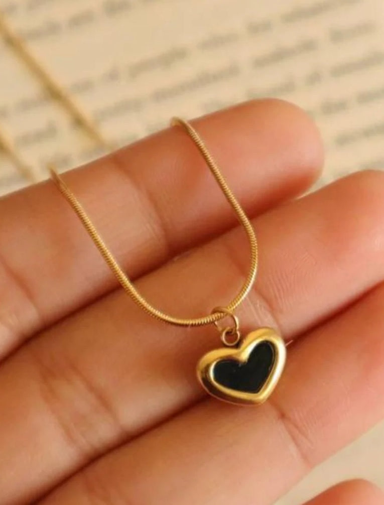 Black Mini Heart Gold Pendant Necklace – 18K Gold Plated, Onyx Charm